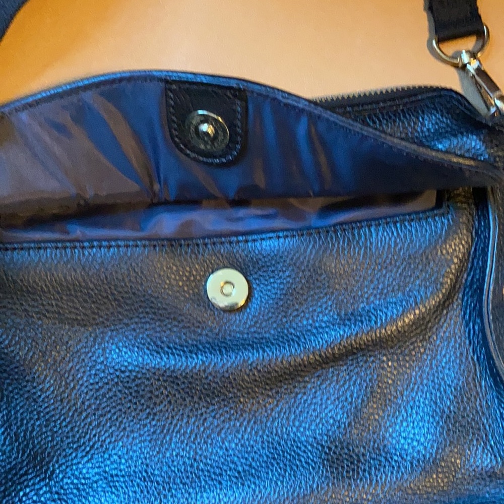 Purse - Picture 2 of 4